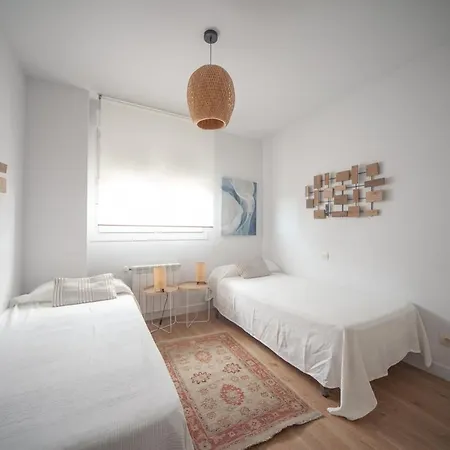 La Casa Del Columpio, *